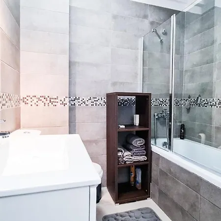 Appartement Dor De Mare - Apartament Goa Mamaia Nord 200 M From The Beach! Năvodari