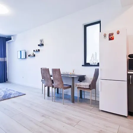 Appartement Dor De Mare - Apartament Goa Mamaia Nord 200 M From The Beach! Năvodari